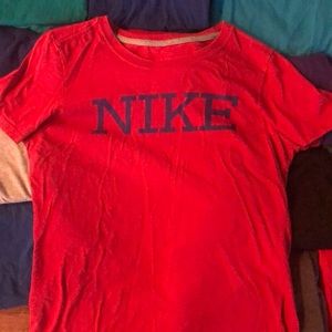 Nike Women’s Shirt